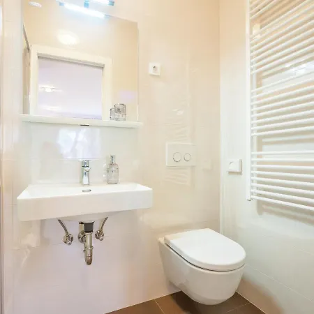 Modern With Free Wi Fi Zadar