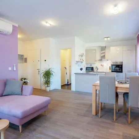 Modern With Free Wi Fi * Zadar