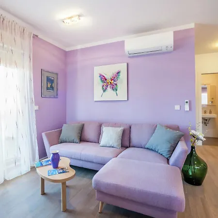 Apartment Modern With Free Wi Fi *