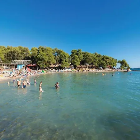 Modern With Free Wi Fi Apartment Zadar